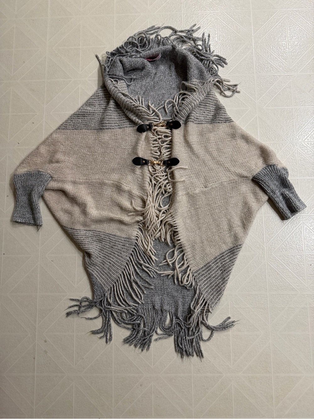 Hooded Fringe Toggle Poncho Sweater - Beige & Gray